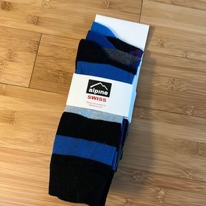 Alpine Swiss socks pack of 3 NWT